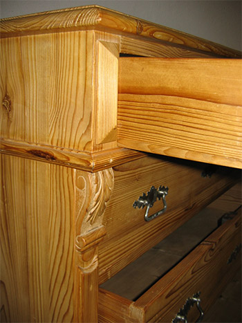 Antik-Möbel Braun Schnittling bei Spalt